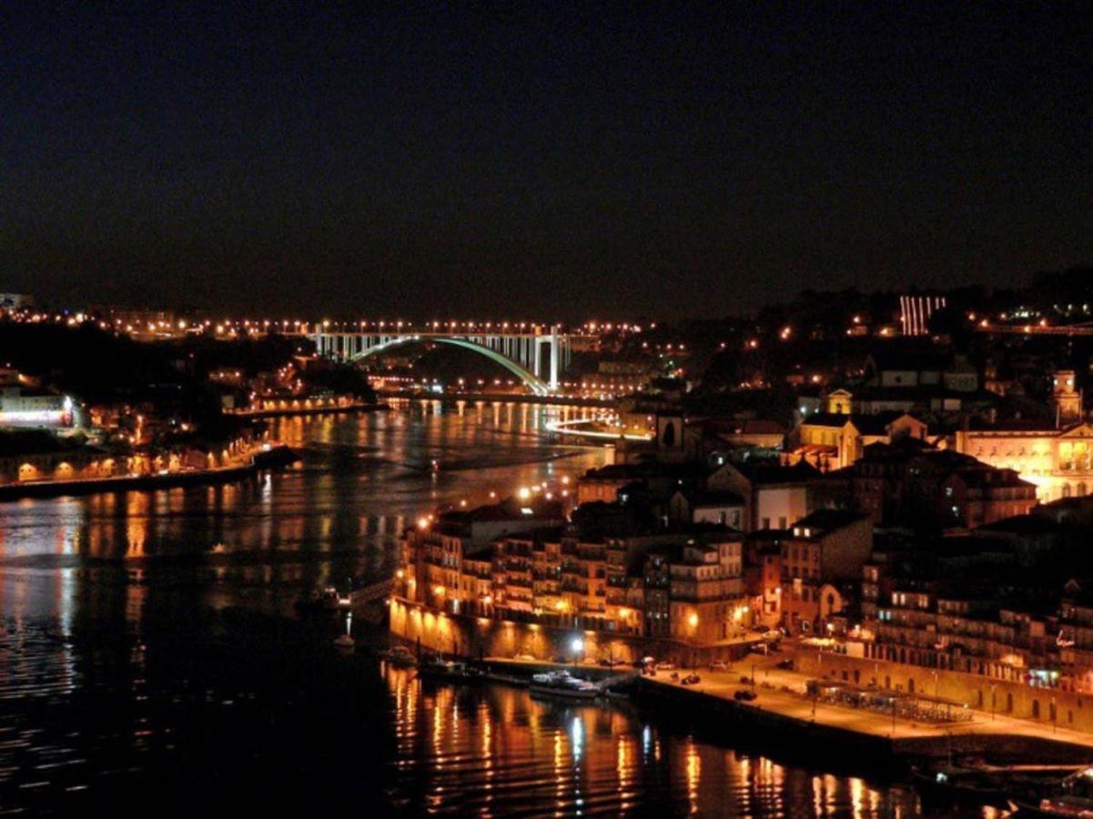 ! Free Parking Street ! Ground Floor With Washer! Porto Exterior photo